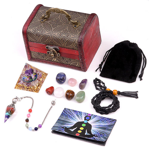 Crystal Chakra Gift Set — Natural Stone Pyramid, Pendulum & Gravel Collection